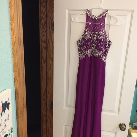 Prom dress! - Picture 3 of 6